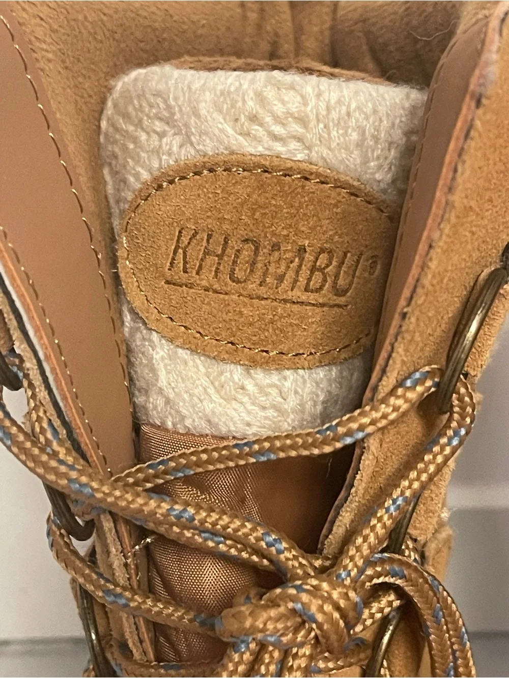 KHOMBU Women’s Brown and Tan Waterproof Lace-Up Winter Boots Suede & Rubber Sz 9